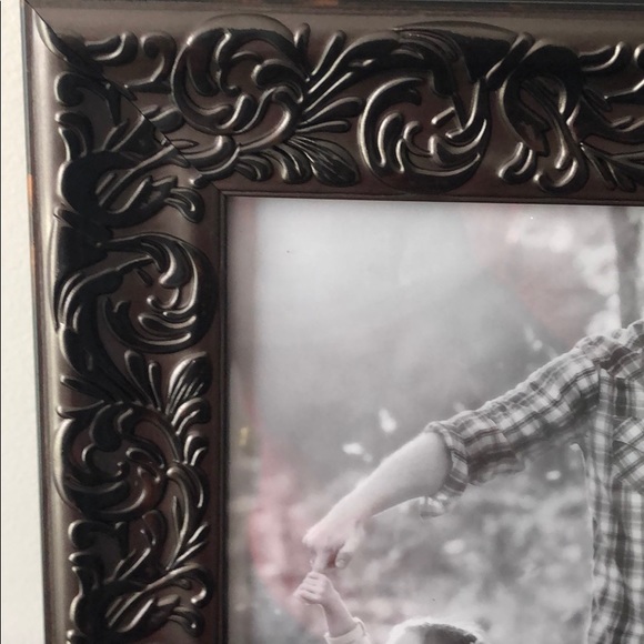 Set of Two Bronze Photo Frames - Picture 4 of 5